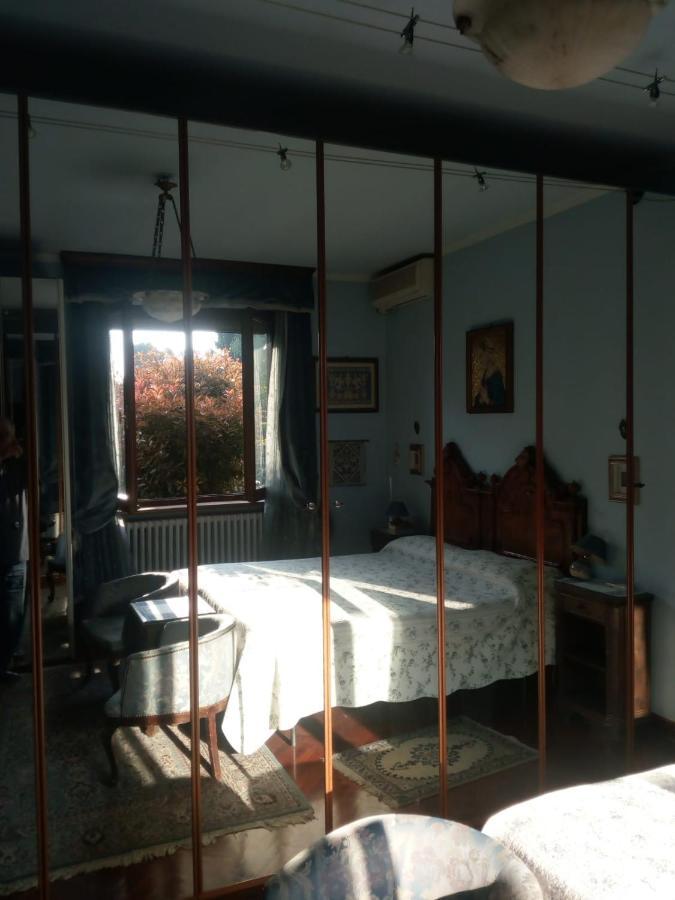 B&B Les Fleurettes Lomazzo Eksteriør billede